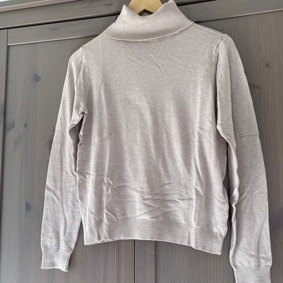 AT | Soft Taupe Turtleneck - Picture 2 of 4